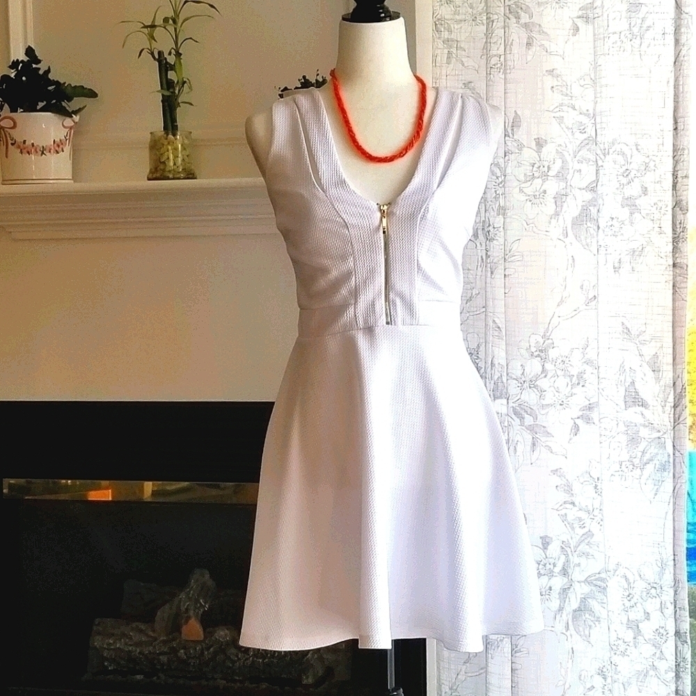 XOXO White V-Neck Tennis Dress Size S